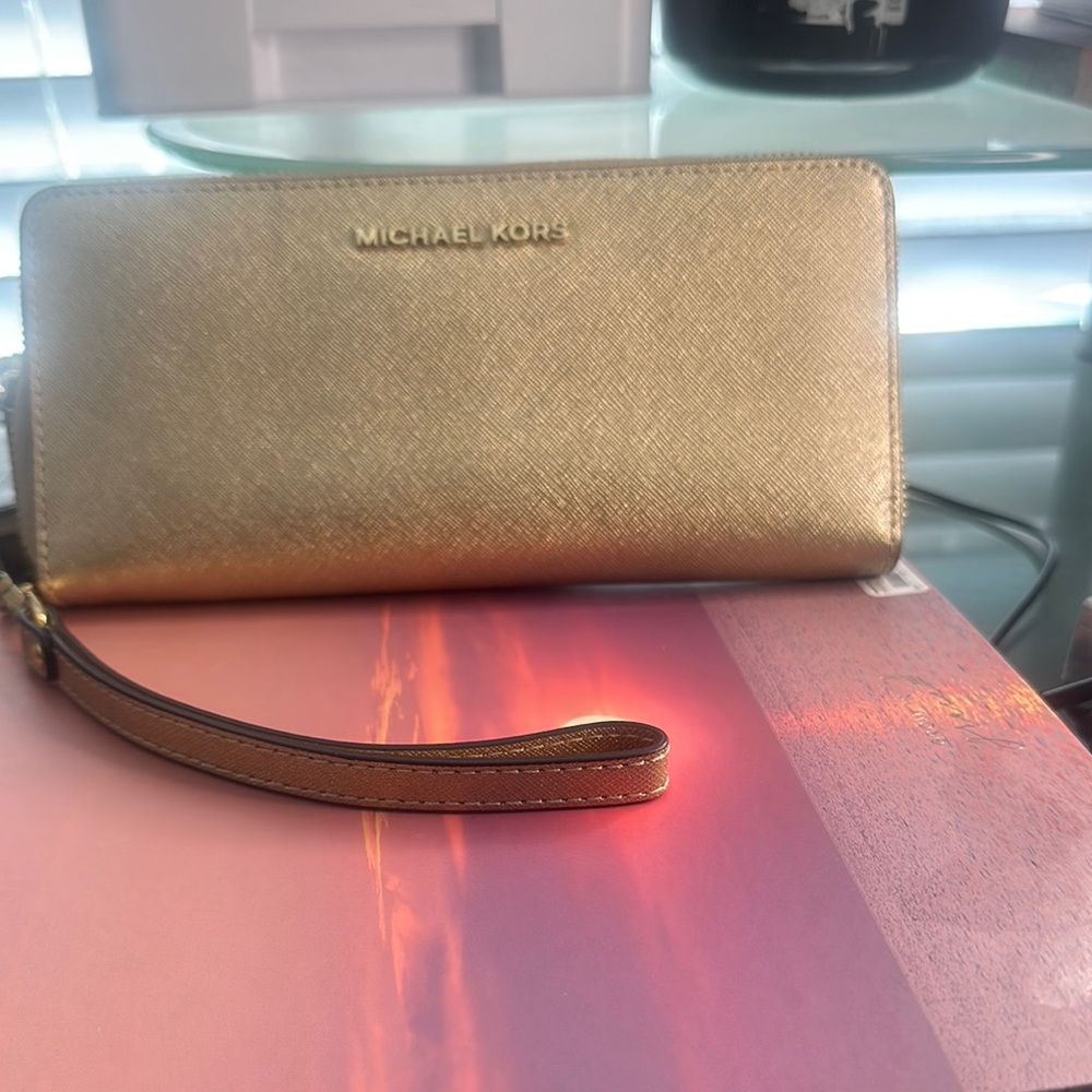 Michael Kors Gold Wristlet Wallet